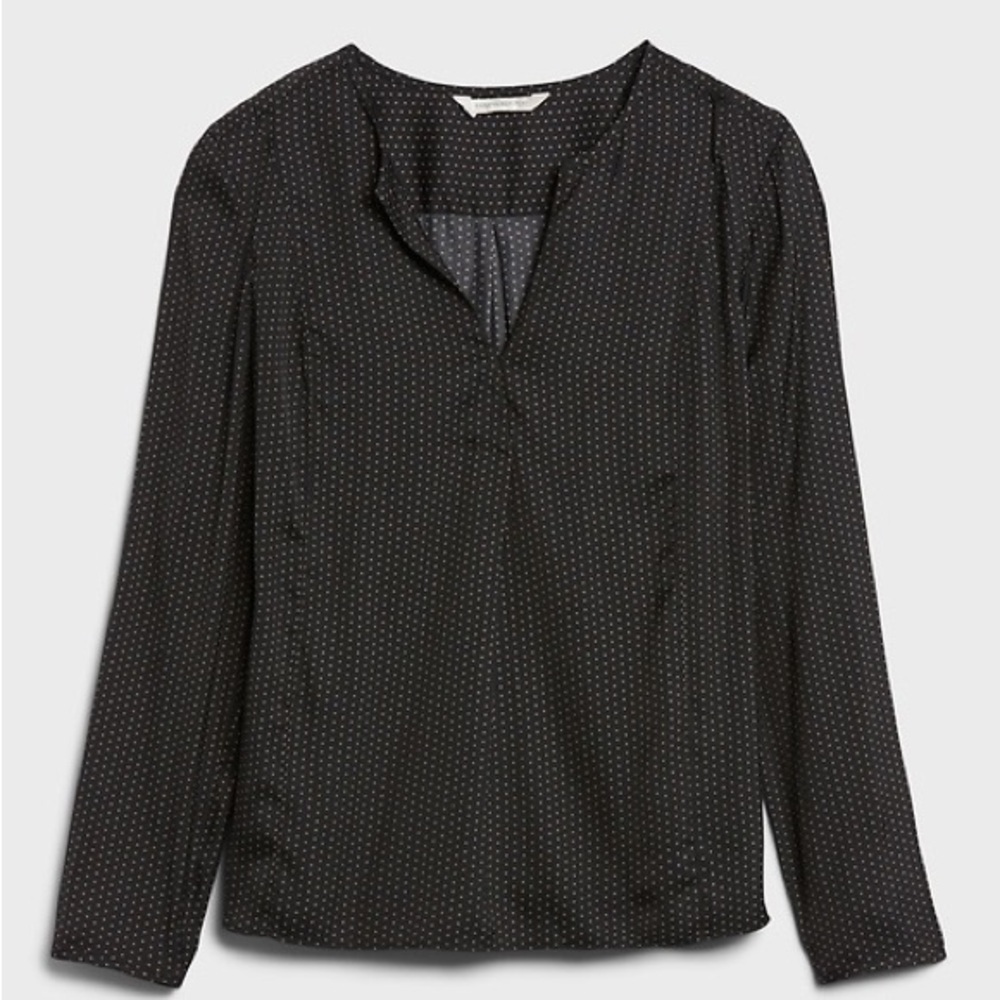 NWT Banana Republic Essential Popover Top Black Dot Size Medium